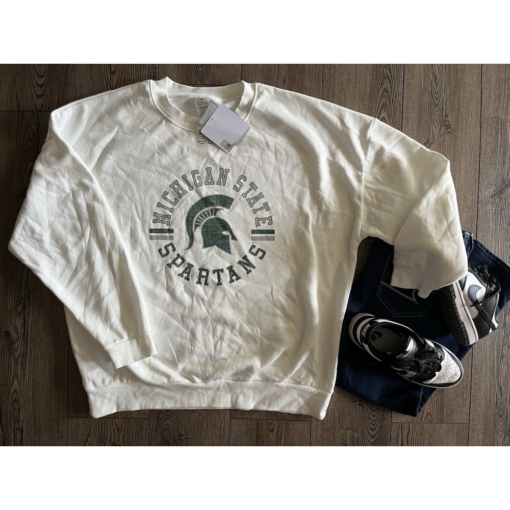 Michigan State University Spartans Crewneck Sweatshirt Large - Small Stain